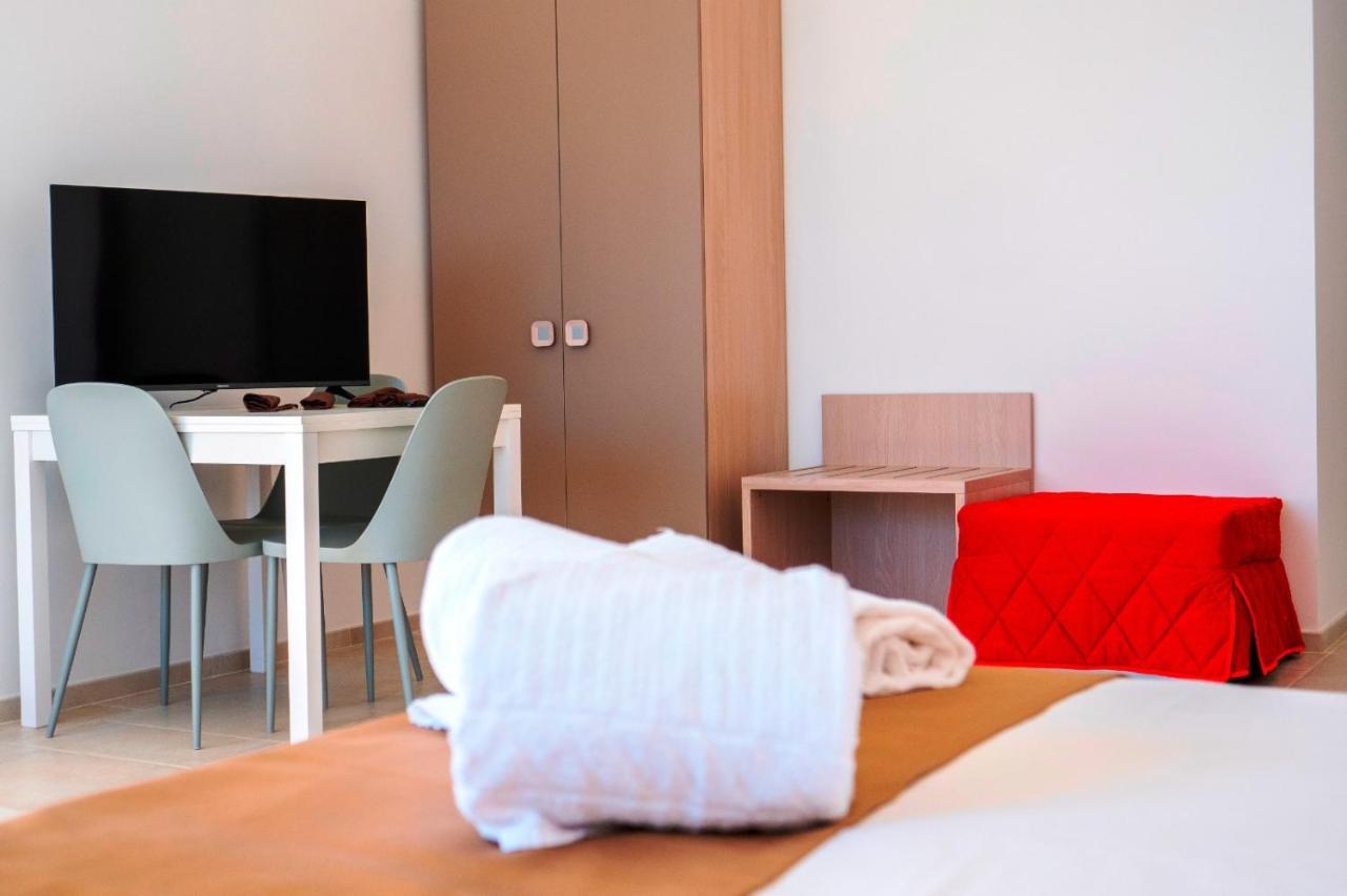B&B A Un Passo Dal Mare ตอร์เรกันเน ภายนอก รูปภาพ
